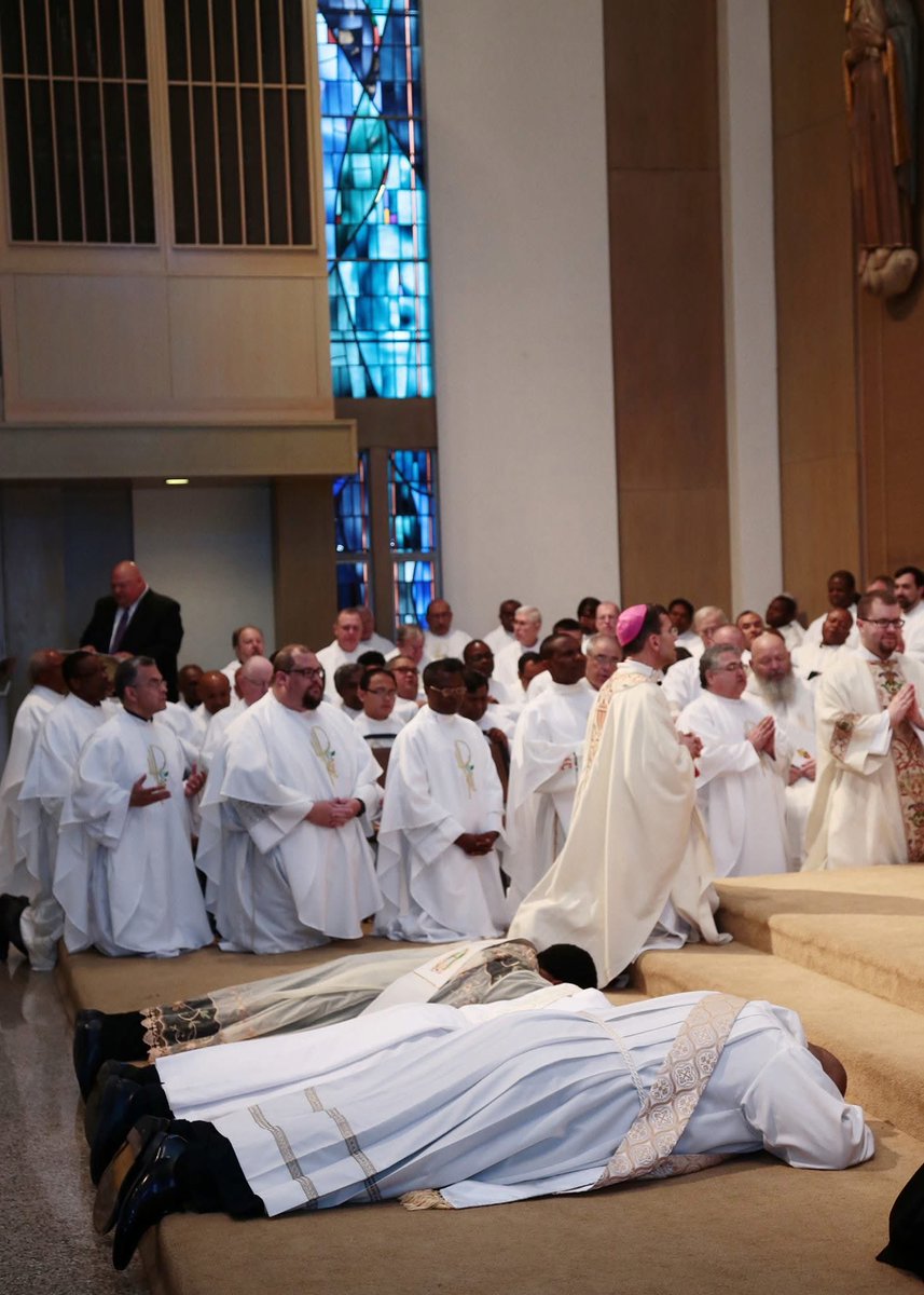 FrRyanRojo's tweet photo. 11 Years Ago Today. Praise be Jesus Christ! https://t.co/0oAcsmYFpA