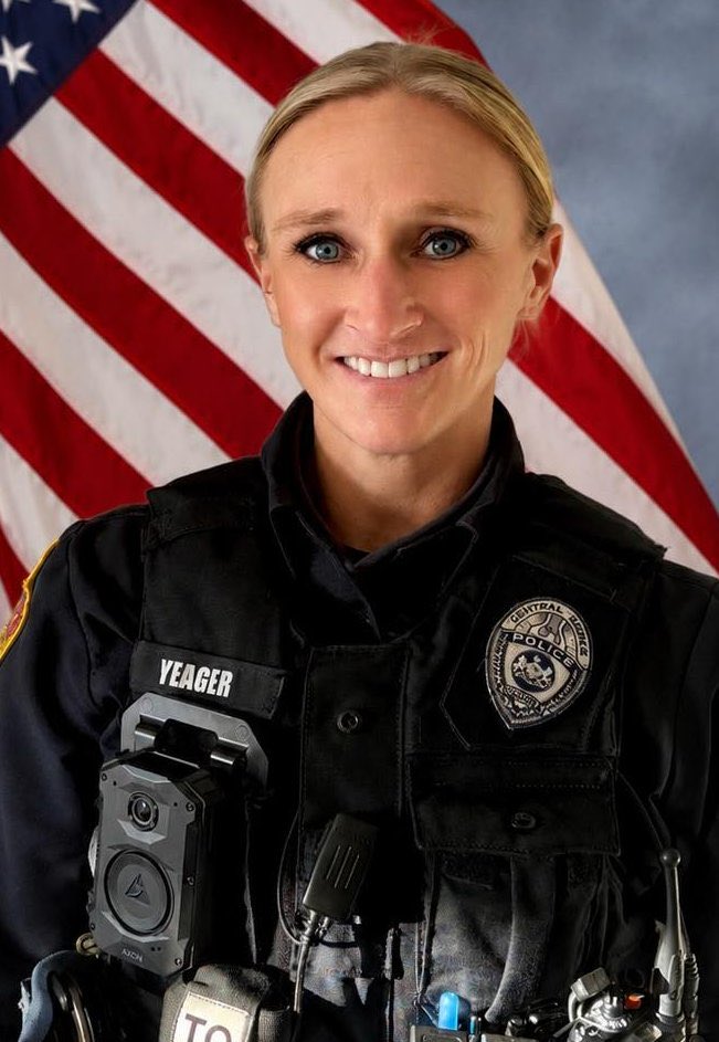 NJSPBA's tweet photo. Our hearts go out to the family and friends of Officer Kristin Yeager, Central Berks Regional Police Department Pennsylvania who was killed last night. The 42 year old was crashed and was ejected from her patrol car. She is survived by a husband and 3 children https://t.co/Yj9oXHB77r
