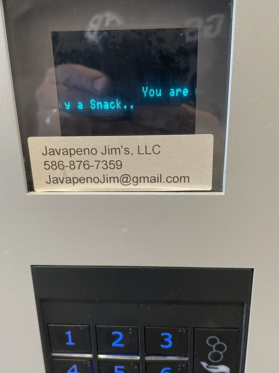 lfwaterloo's tweet photo. This is a great scam. This machine ate my $2 at the Michigan Welcome Center in Pt Huron, MI. Sure, I can call or email
them… what are they going to do, send me two bucks by mail to my home in Canada? #ripoff https://t.co/AtOwxBdyKJ