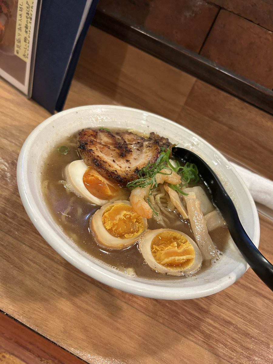 Meat_Rush's tweet photo. ダイエット失敗宣言 https://t.co/faEy4XVVNy