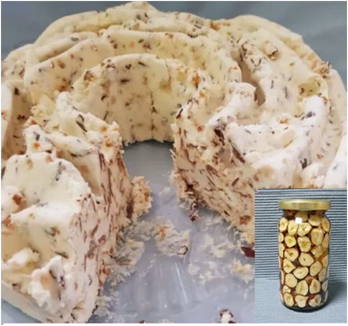 DoroPieper's tweet photo. Eis-die beste Erfrischung - mit dieser köstlichen Haselnuss Eissplitter Torte einfach köstlich
#eiscreme #selbstgemacht #köstlich #erfrischend #genuss #feinschmecker #sonnegenießen☀️ #frühlingsgefühle #verwöhnprogramm #familienzeit❤️ #lebensfreude #gaumenschmaus https://t.co/E6rIPBfhxv