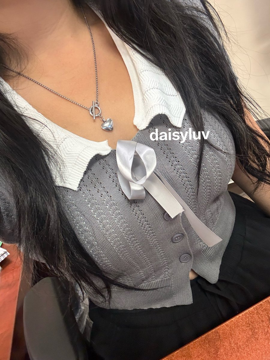 daisy tweet media