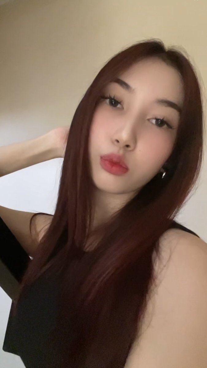 lilmolmaid's tweet photo. dump 🗑️ https://t.co/Z3Ji0bQPcS