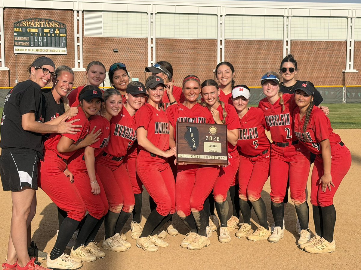 MakaylaMendoz17's tweet photo. Sectional Champs 🏆✅ on to Super Sectionals! 
@MHS_Sball @IowaPremierFP @D1Softball @ExtraInningSB @Sports_Recruits @NCSA_Softball @OliviaPazIPF @CoachJoshSB https://t.co/XA5ZvRjEsC