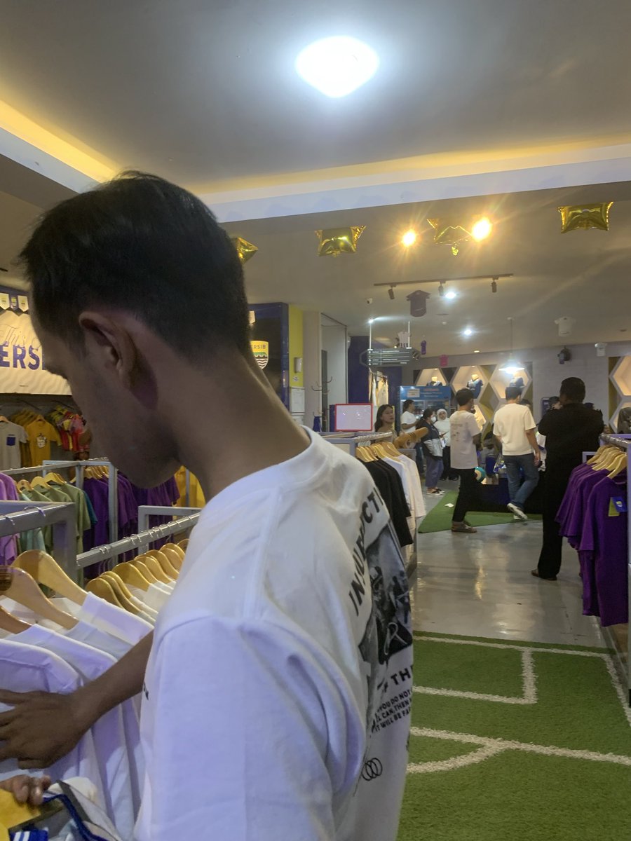 🧢 tweet media