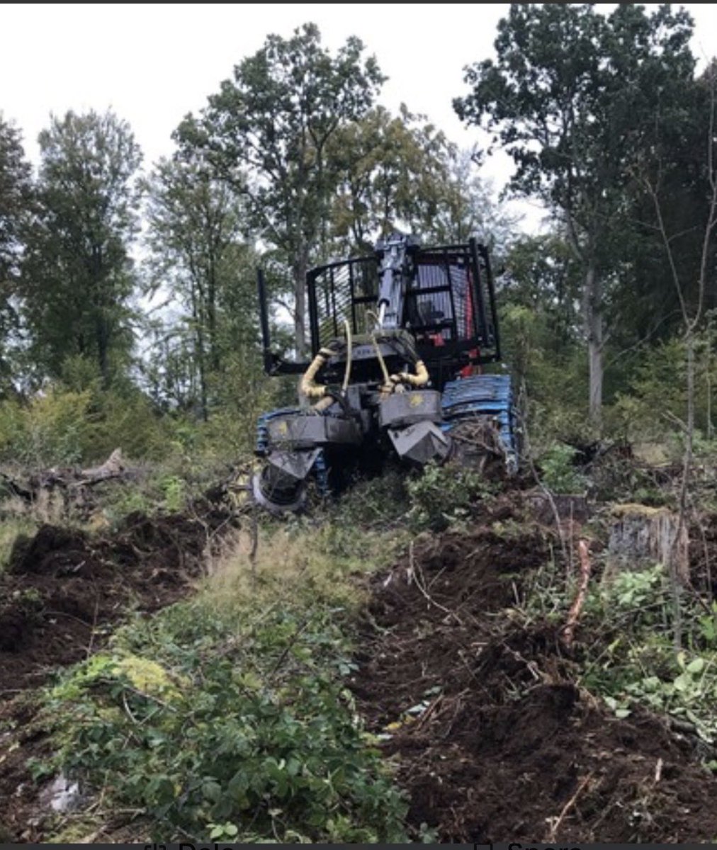 lblasmar's tweet photo. @oplatsen Det finns lite olika. Tänkte en harv som nedan. Kan dras bakom en skotare man kan sätta flak på. Nästan samma framkomlighet som en bandvagn. https://t.co/W8TE8fNXMn