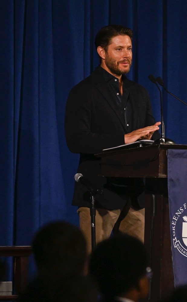 JensenAcklesPL's tweet photo. 📸 • Some official photos of @JensenAckles as a guest speaker at the high school graduation in Connecticut yesterday.
#jensenackles https://t.co/UjaZgh27ca