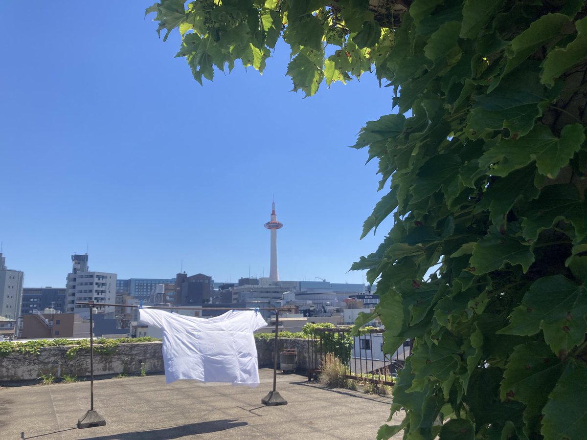 7002ken's tweet photo. 重信会館　続編　

リベンジ成功🤗

昭和レトロな作りが懐かしくどこか落ち着くような雰囲気が最高やったな❗️
先輩や仲間と屋上で朝まで呑んでいたのが懐かしい
先輩元気にしてるかな… https://t.co/8puTCrmeFj