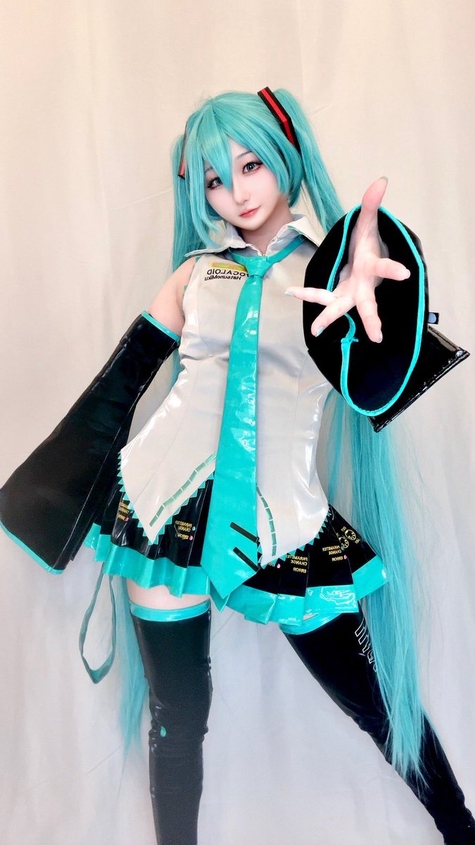 naruse_mk's tweet photo. -cosplay-

                貴方の歌姫

#cosplay #初音ミクコスプレ https://t.co/frzD4Lf9mC