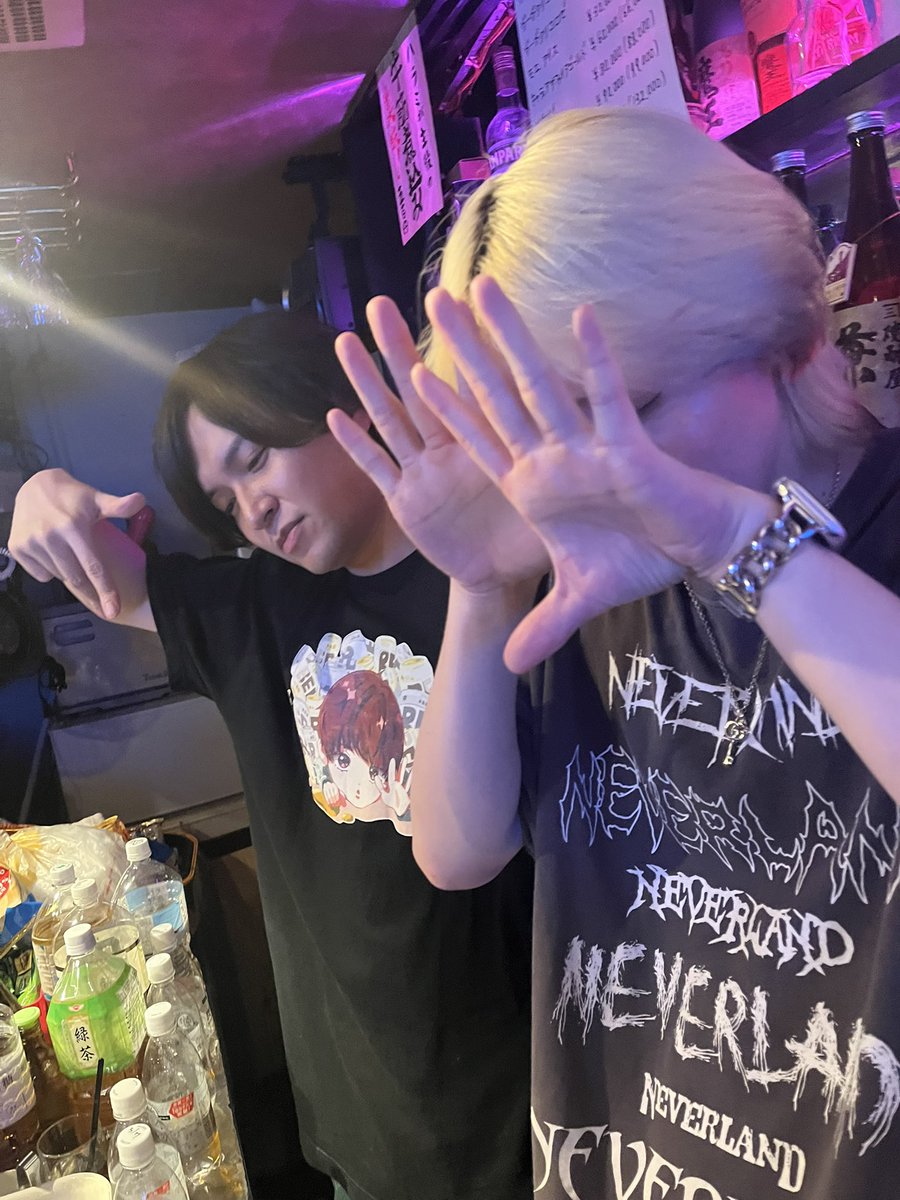 DA_ZU_'s tweet photo. 昨夜は週末らしく皆様遅くまで楽しんでいただきありがとうございました！
土曜日も週末の夜を楽しもう🥳
今夜は若手イケメン2人が揃ってますよ🫶

本日のメンバー
ちか、りゅうや、めぐ https://t.co/fSOwua9JDz