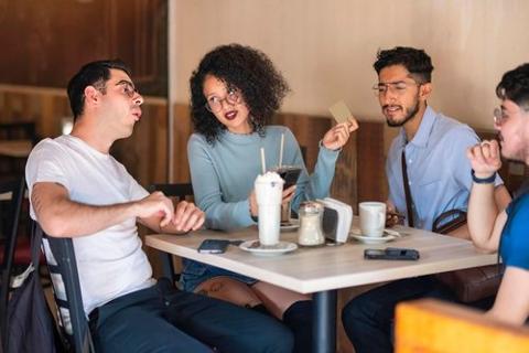 SpectrumKaren's tweet photo. Discover common credit card mistakes young borrowers make and learn tips on how to use cards effectively for building credit. https://t.co/SR8iFa2DZx https://t.co/DPjSb6uoDw