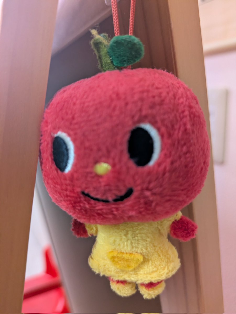 ElcItou's tweet photo. 今日は生徒さんがお休みされたので、がむしゃらにアレンジ譜面作成してからの娘の送迎です🎹🍎
来週はイベントもあります。踏ん張りどころです！！ https://t.co/TI1NjixqTk