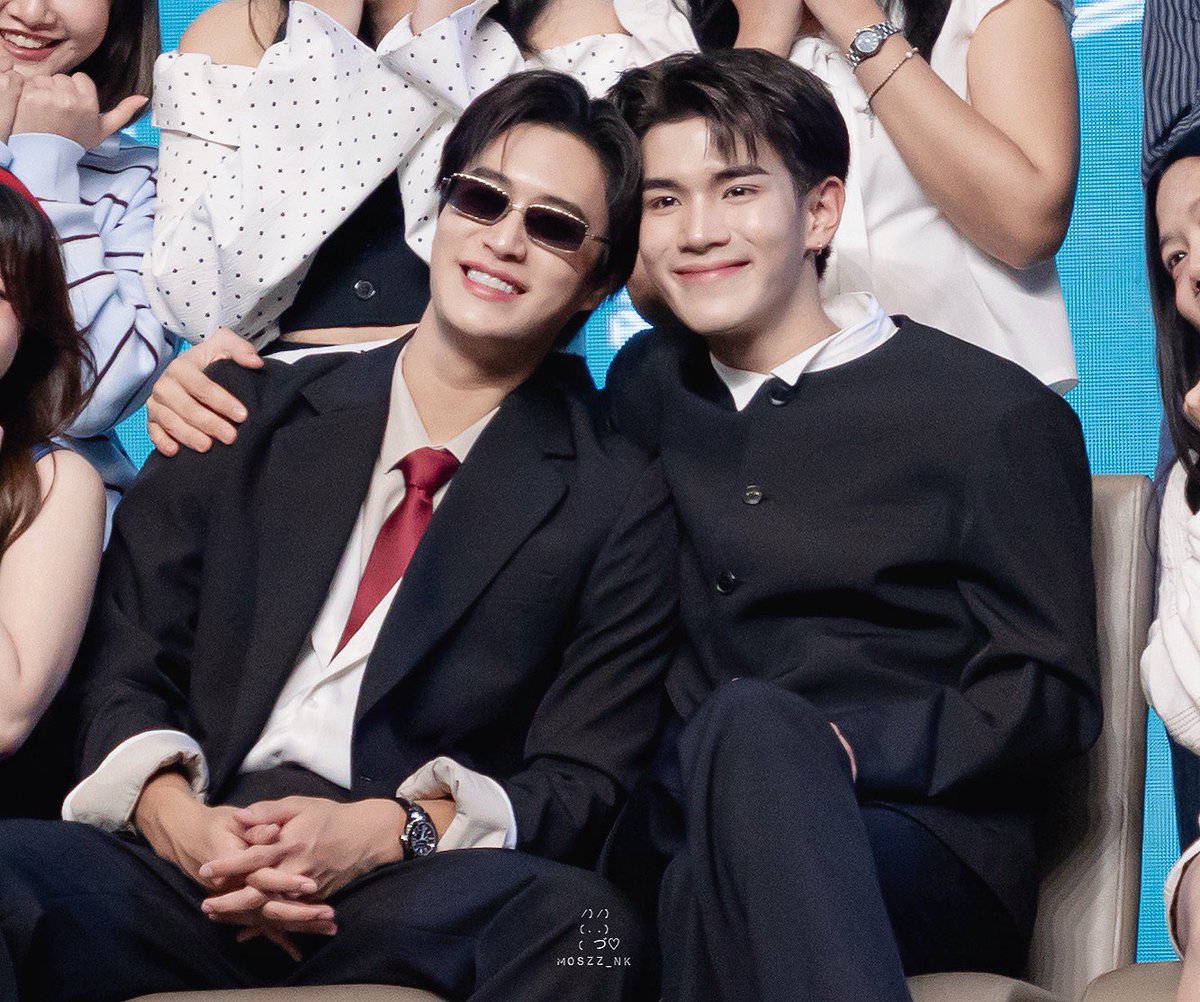 nongsiii's tweet photo. THIS IS SOOOOOO CUTE 😭😭😭😭😭😭😭😭😭😭😭😭😭😭😭
cr: moszz_nk 

GEMINIFOURTH TTH PREMIERE

#TicketToHeavenEP1 https://t.co/nCaN4qU3uq