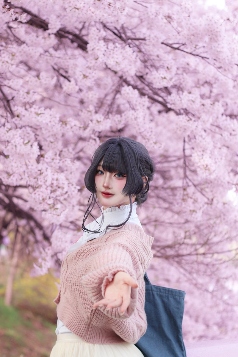 278_cos's tweet photo. 薫る花は凛と咲く

和栗薫子 🌸
#和栗薫子 #薫る花は凛と咲く #cosplay #Kaoruko #コスプレ https://t.co/FwMK8EfHpd