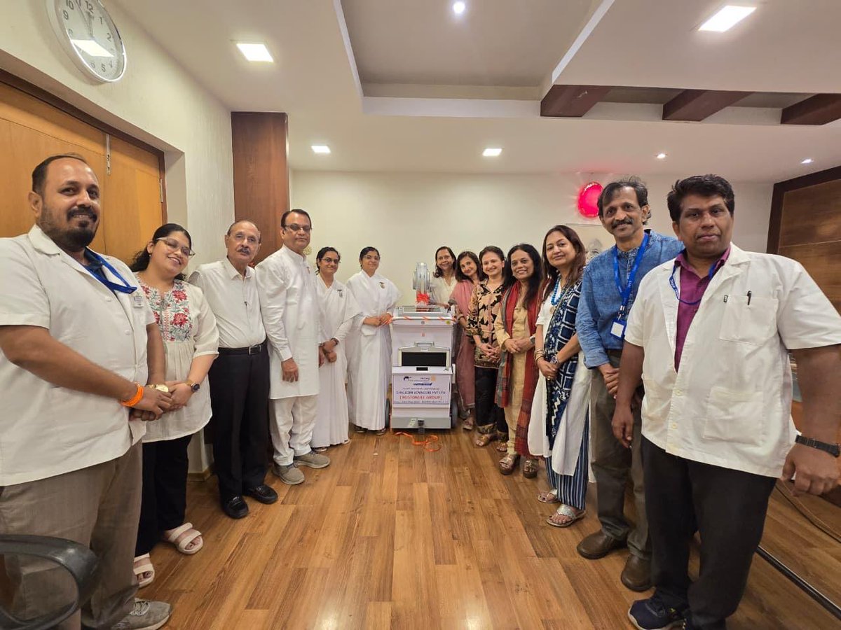 pr_rcba's tweet photo. 1/2 On May 23, RCBA inaugurated and handed over a state-of-the-art digital X-Ray machine to Brahma Kumaris’ BSES MG Hospital to enable faster diagnosis and better patient care. Immense gratitude to Rustomjee Group and CFO Amrita Kothari for their generous CSR support. https://t.co/8W5MOPcLSN