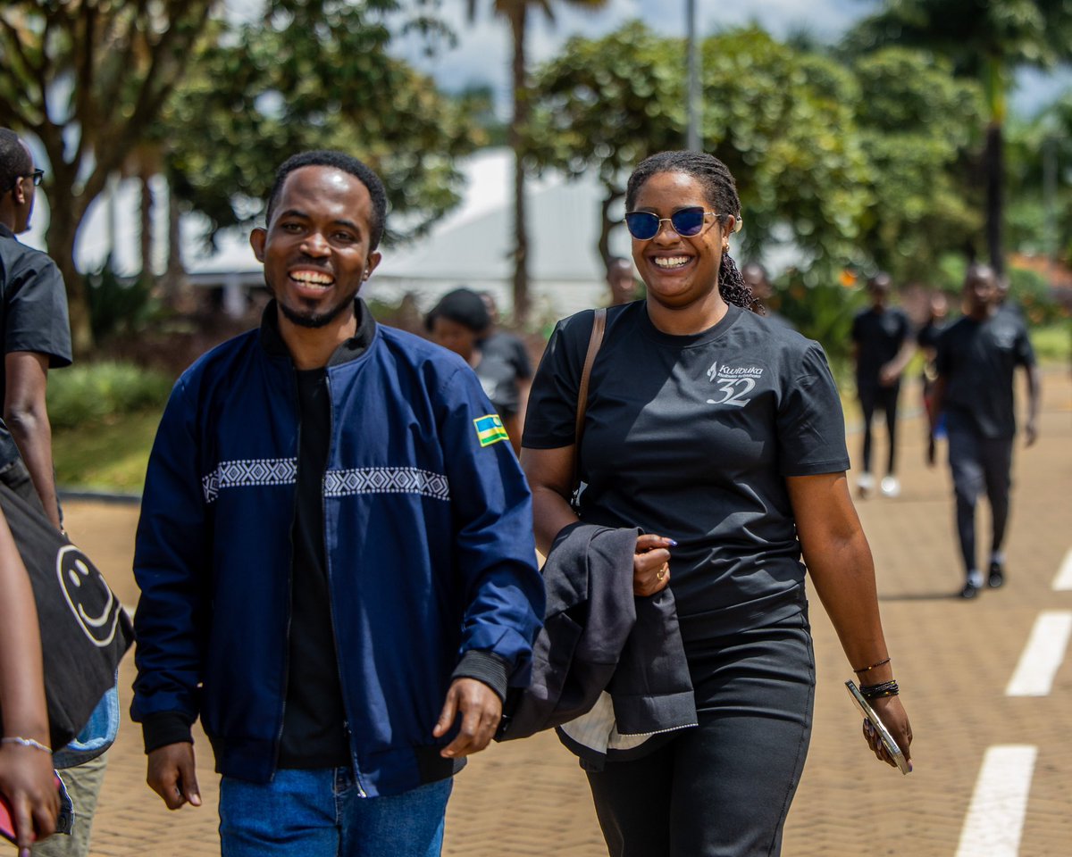 RwandaYouthArts's tweet photo. Muri aka kanya, Urubyiruko rugera ku 2,000 rwitabiriye Ihuriro ry'Urubyiruko Igihango cy'Urungano ku Intare Arena; mu rwego rwo kwibuka ku nshuro ya 32 Jenoside yakorewe Abatutsi mu 1994 by'umwihariko Urubyiruko rwishwe. #Kwibuka32

🛑Live: https://t.co/yWAA2J2y9N https://t.co/mnO2jb9Tgc