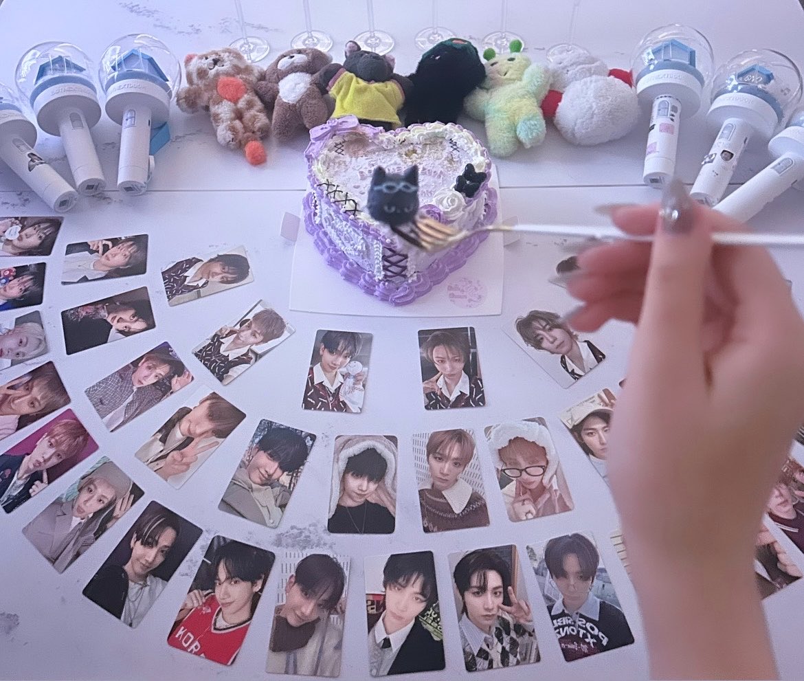nyapnyapt3n's tweet photo. 当日にお祝いできた( i ꒳ i )💘✨
 #똑똑똑_옆집소년들_3주년 
 #OurHome_BND 
 #400年隣にいよう私達の青春 https://t.co/F856dhIdKx