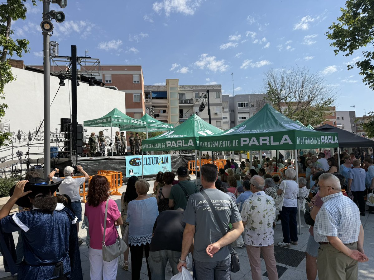 CulturaParla's tweet photo. 𝐂𝐮𝐥𝐭𝐮𝐫𝐚𝐥𝐢𝐚 𝟐𝟎𝟐𝟔 en marcha!!!🎨🎭🩰🎼🎬

Ya estamos inmersos e inmersas en la 𝐗𝐗𝐈𝐈 𝐞𝐝𝐢𝐜𝐢𝐨́𝐧 con las 23 entidades participantes con la Exposición de trabajos de asociaciones durante todo el día y a partir de las 18:00 con el Festival de Danza y Música…

🧵 https://t.co/3JhEdih1xX