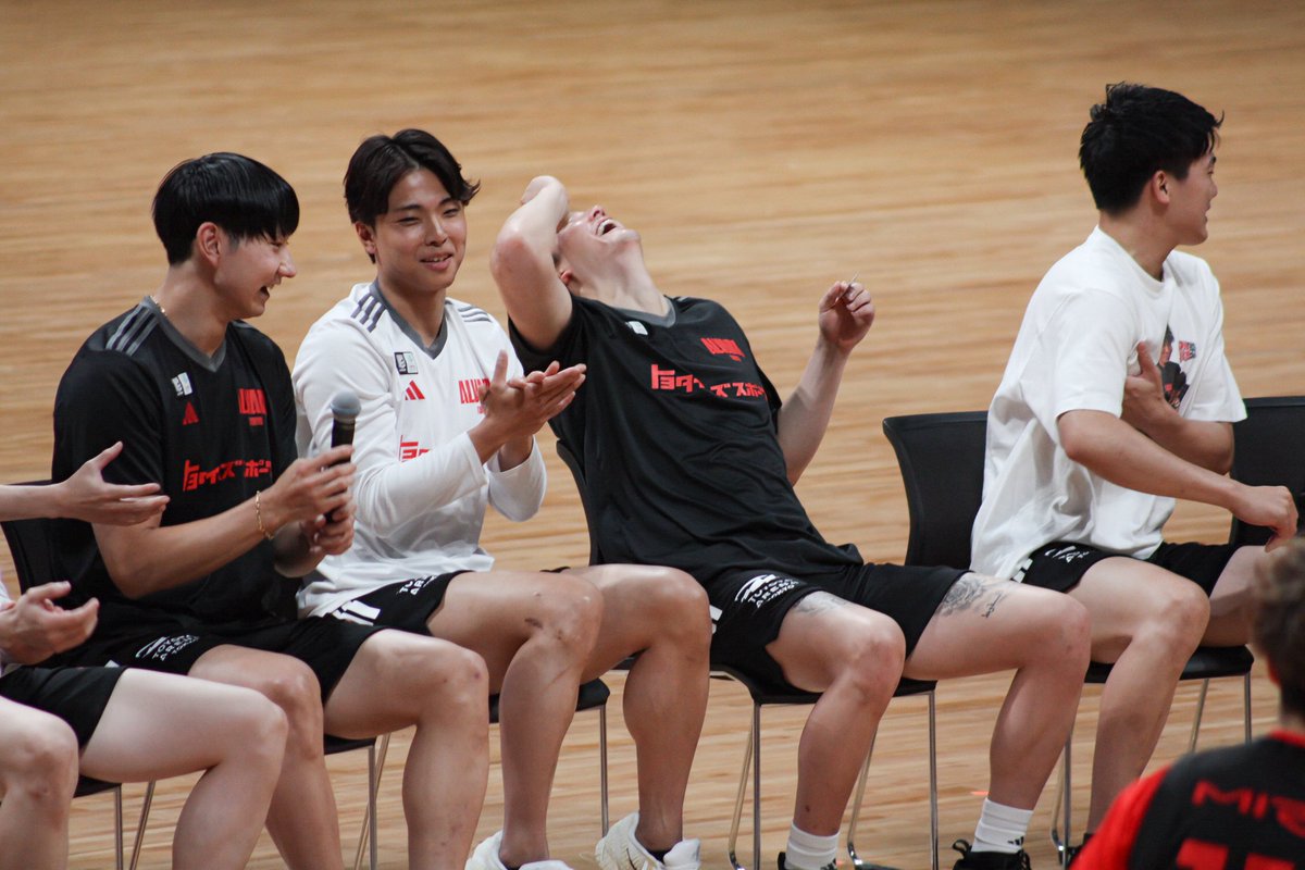 y5xx75's tweet photo. 笑われすぎw w w
#テーブス海
#大倉颯太
#小酒部泰暉 https://t.co/DDVS5EeDoD