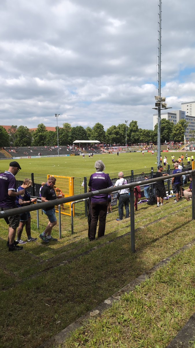 BarryOn89's tweet photo. Away ends in the 5th tier of German football instead of Hampden today https://t.co/NCl5voCJeZ