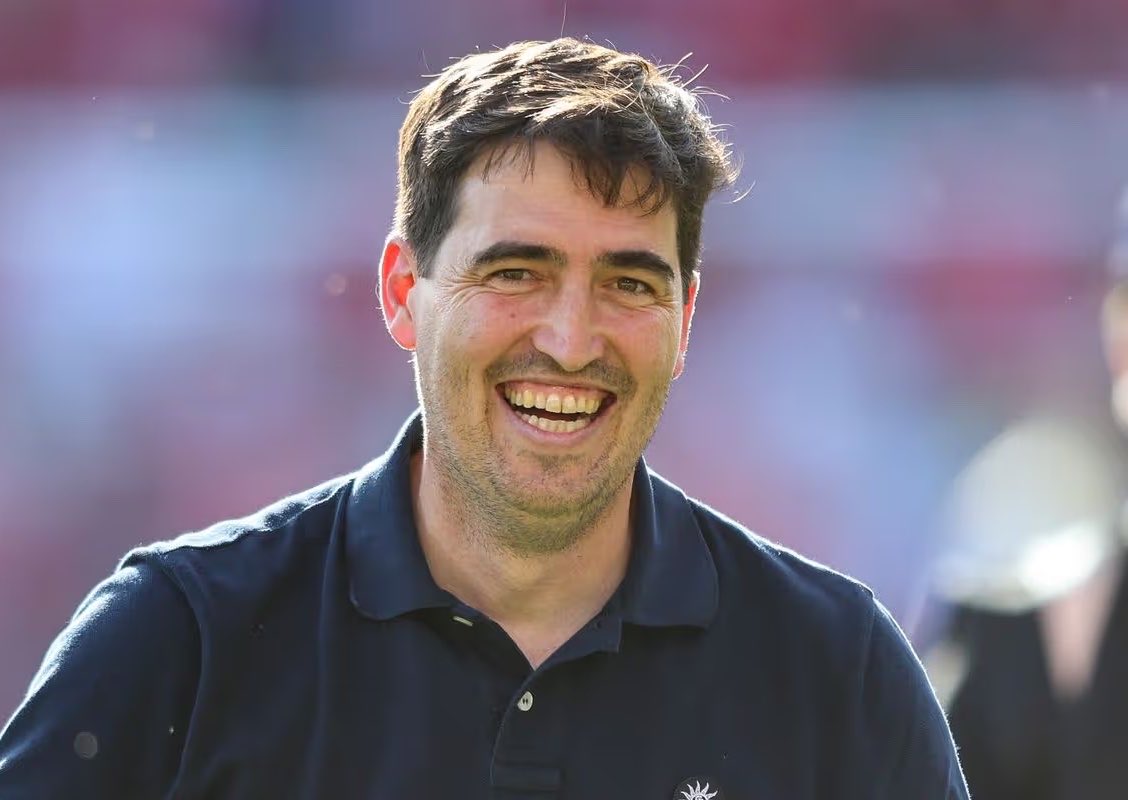 StokeyyG2's tweet photo. Andoni Iraola to Liverpool 

Xabi Alonso to Chelsea

Who do you see doing better next season? https://t.co/bd5HTqQJB3