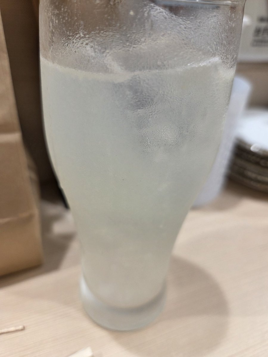 maromaro25's tweet photo. いやあ、頼んでないのに美味しいのが来ます😊 https://t.co/HtuUB88n8C