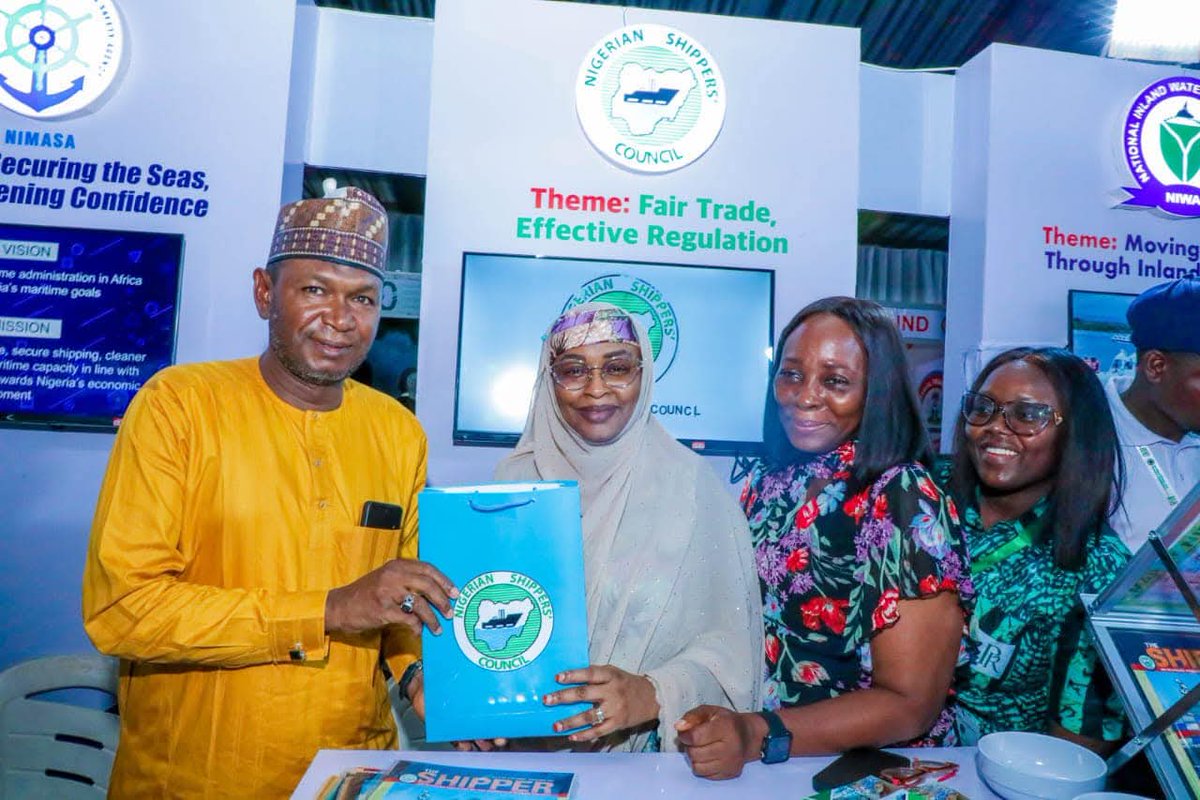 DAILYTRENDNEWS2's tweet photo. Blue Economy Ministry Perm Sec, Fatima Sugra Mahmood Commends Shippers’ Council Over Port Fairness, Efficiency Drive 
#www.dailytrend.com.ng https://t.co/m2KdGrDuC4