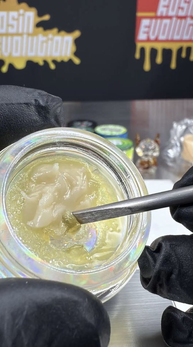 HASHCOWBOY6's tweet photo. #rosin #rosintech #rosinevolution #rosinevolution #rosinpress @rosinevolution @rosin_tech @WCAoffical @feelgoodla_ #rosinterps #rosinlife #rosinbadder
https://t.co/F8lAWTtW7Z https://t.co/b5yP0nHbO0