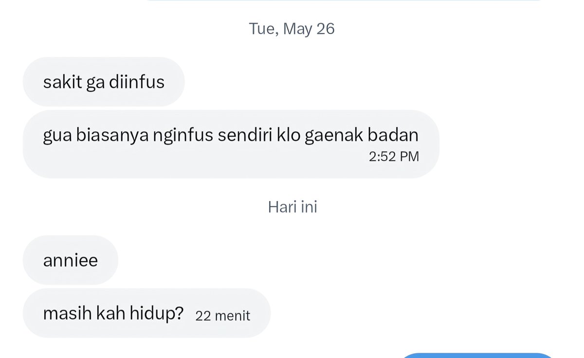 nytet's tweet photo. pertanyaan ini loh 
"masih kah hidup?" 
masih eh masihh emang kaga on sosmed ajaa nih, hibernasi panjang 😭😭🙏🏻 https://t.co/2VboNLH5Ak