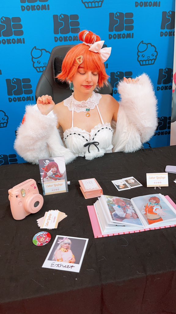 EstherLipofago's tweet photo. Thank you so much for coming to my little booth!! 🥹💖💖
My expectations were soooo low, I thought nobody would show up 😭 I feel so grateful!! 
(And I'm sorry some people couldn't make it 🥲🥲 I hope to see you around!) https://t.co/Sx9nAlPC6S