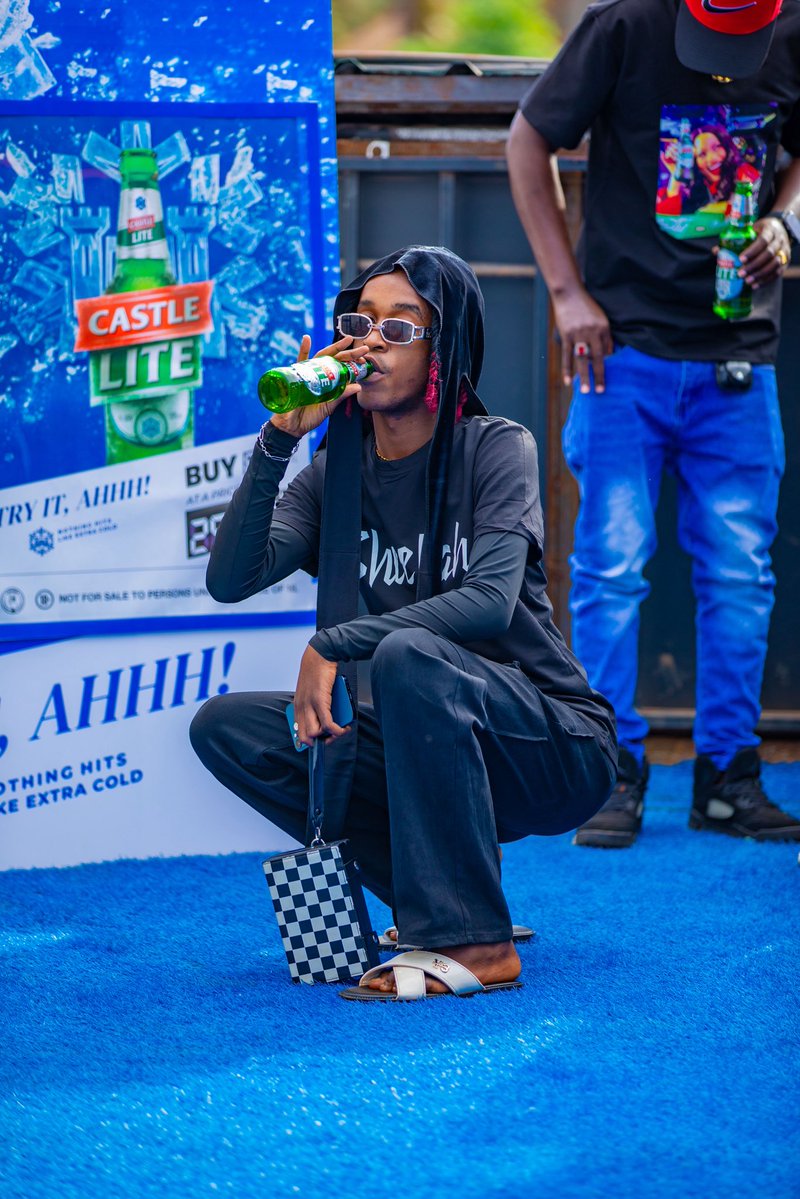 4Lexisow's tweet photo. Cold enough to impress. Refreshing enough to remember. #UgandasBestTastingLite https://t.co/GH0ZgfIAHv