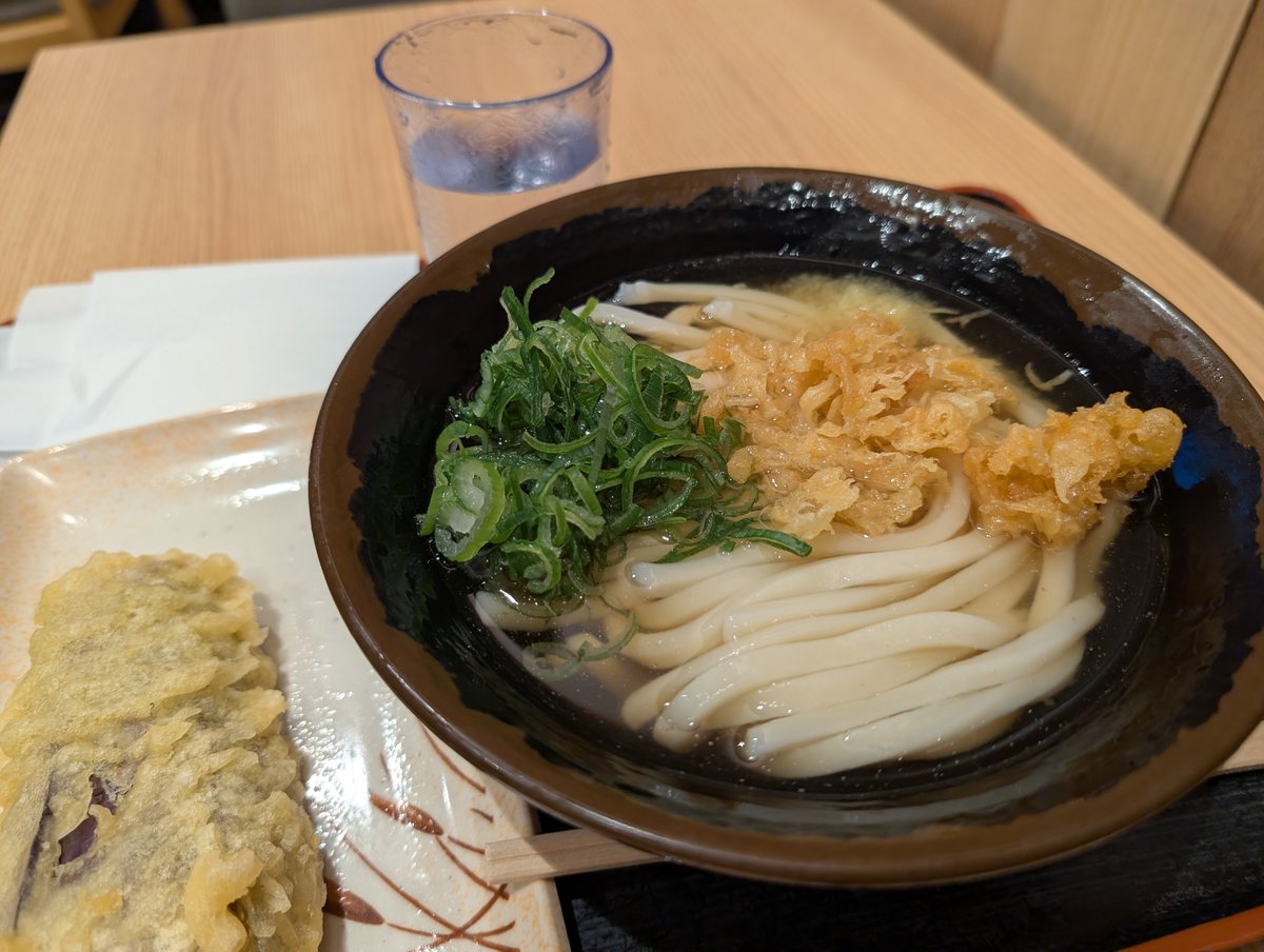 iqm's tweet photo. JR四国うどん https://t.co/3cmdIwFvI3