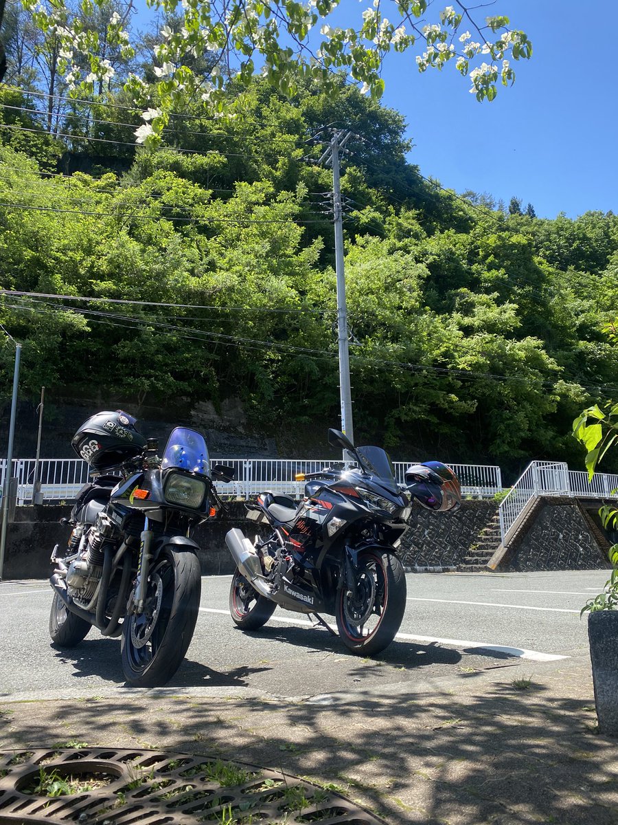 9819_rey's tweet photo. 今日はあちかった〜🏍
帰りにシントミで濃厚タンメン食べたら血糖値爆上がりで帰宅して速攻気失ってた笑 https://t.co/vuk12ZHMXt