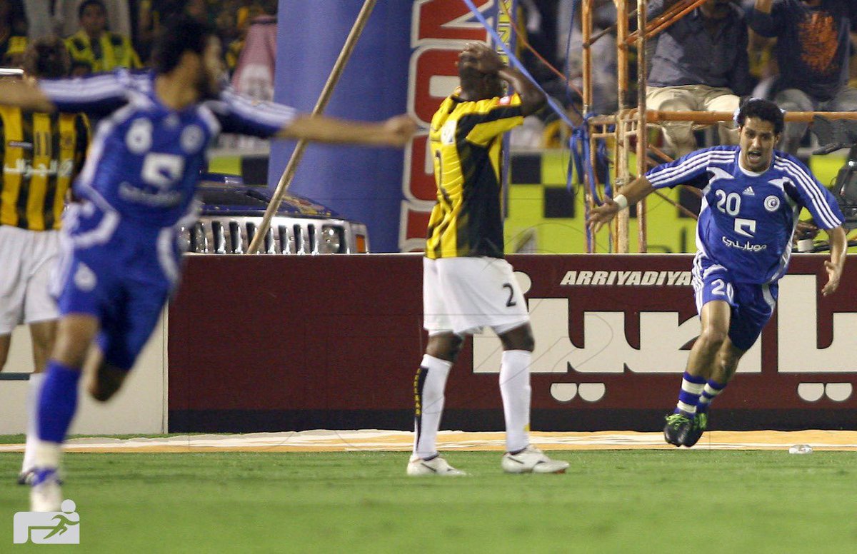 r7ms431's tweet photo. الدوري السعودي 2008  
الهلال 1 - الاتحاد 0  

- شعرة ياسر 💙 https://t.co/gFztuOznlw