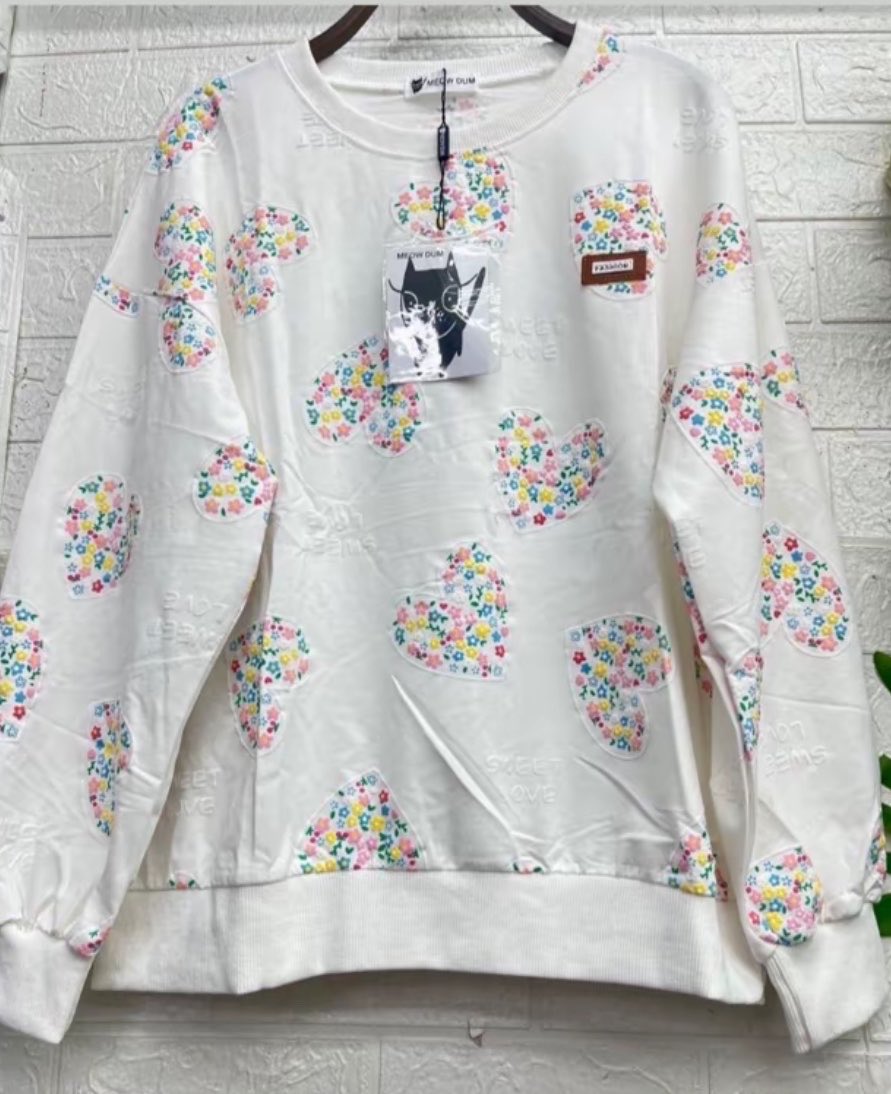 chocozenuut's tweet photo. wts sweater kaos bkk 155k onlyyyy! lembut dan adem (bahan kaos), bisa shopee #zonajajan #zonauang https://t.co/wG6Vfn6WAt