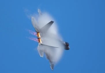 chasinglimits1's tweet photo. F-22 Raptor https://t.co/LZn3vPaiHA