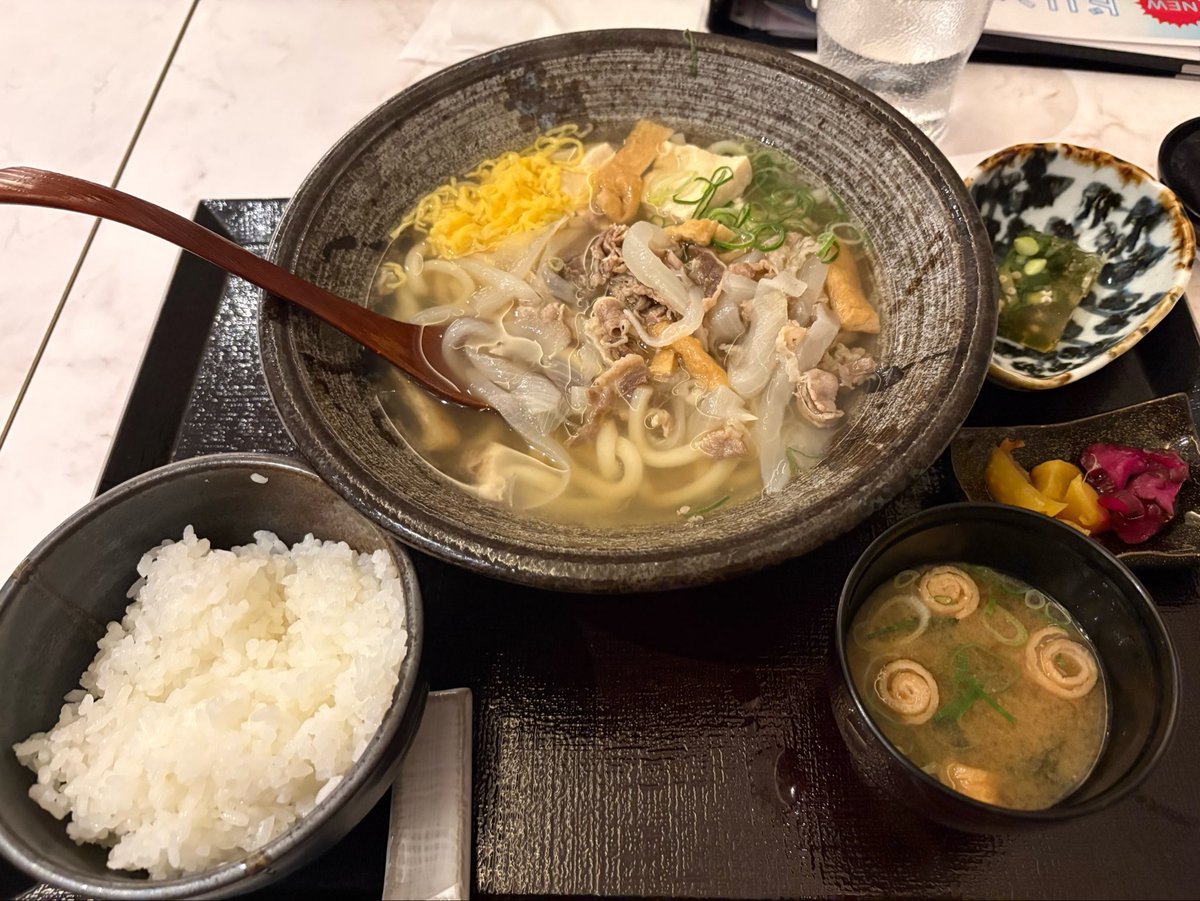 you_key41's tweet photo. 夕飯！！うまっ！！ https://t.co/pMQ74xsmP2