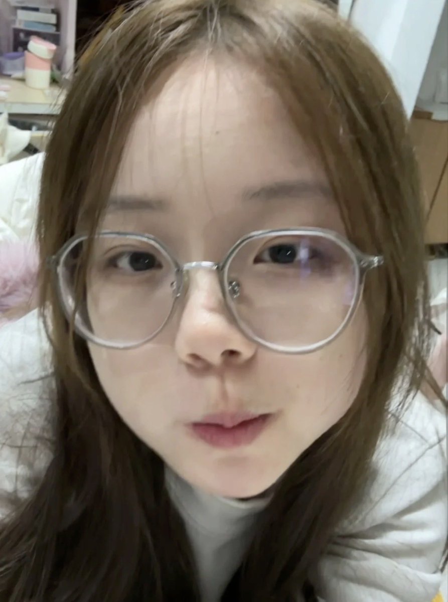 涂涂小桃🍑（女大） tweet media