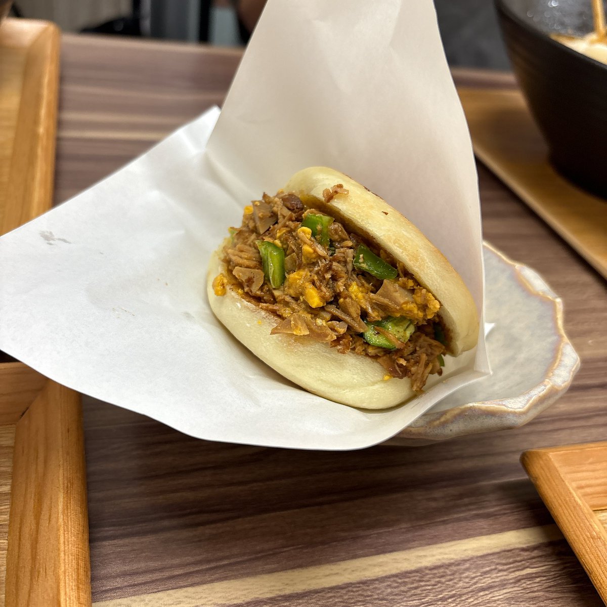 NyoHatto's tweet photo. 今日のランチはお初のお店。色々食べれてハッピー😋 https://t.co/GVrDyF7Nsi