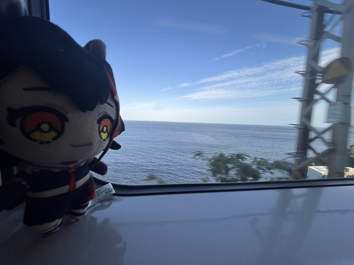 fumi0090's tweet photo. 今日は仕事終わってその足で、熱海に来ています
あたみんと　食べたかったなぁ（ ;  ; ） https://t.co/LgO2NJONKg