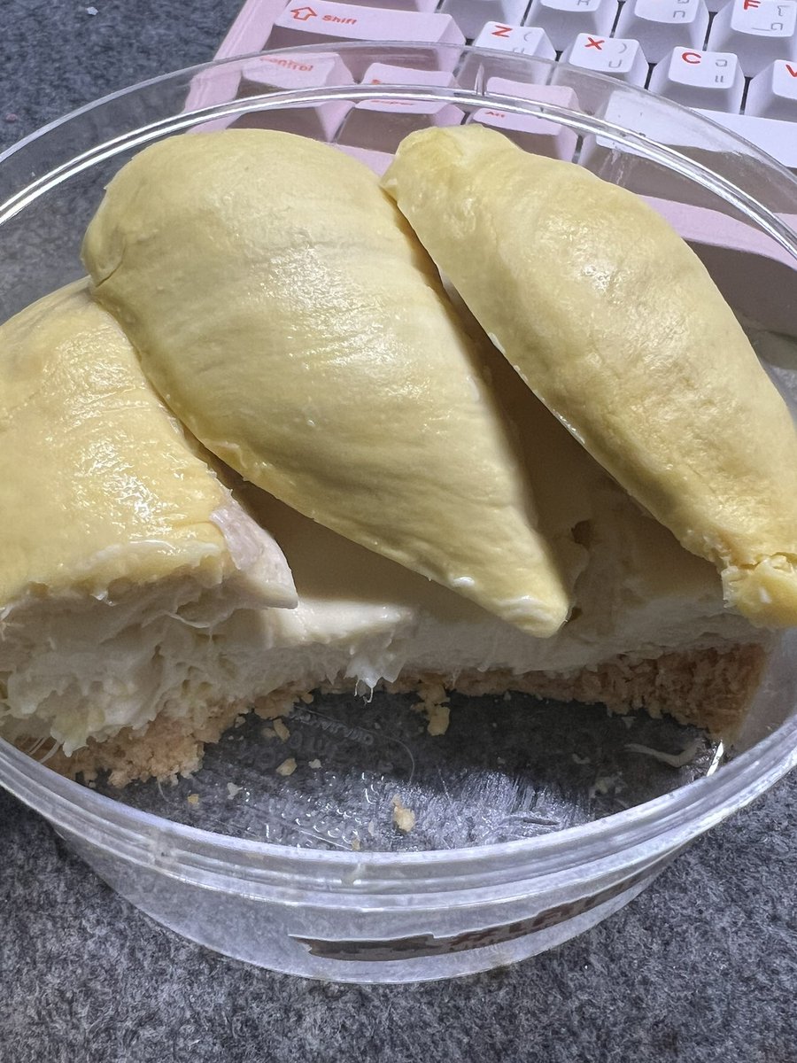 nortanukii's tweet photo. #.เค้กเนเน่ #.อร่อยหงายหลัง #.เค้กทุเรียนเดอะเบส https://t.co/75PqsWB2Ix