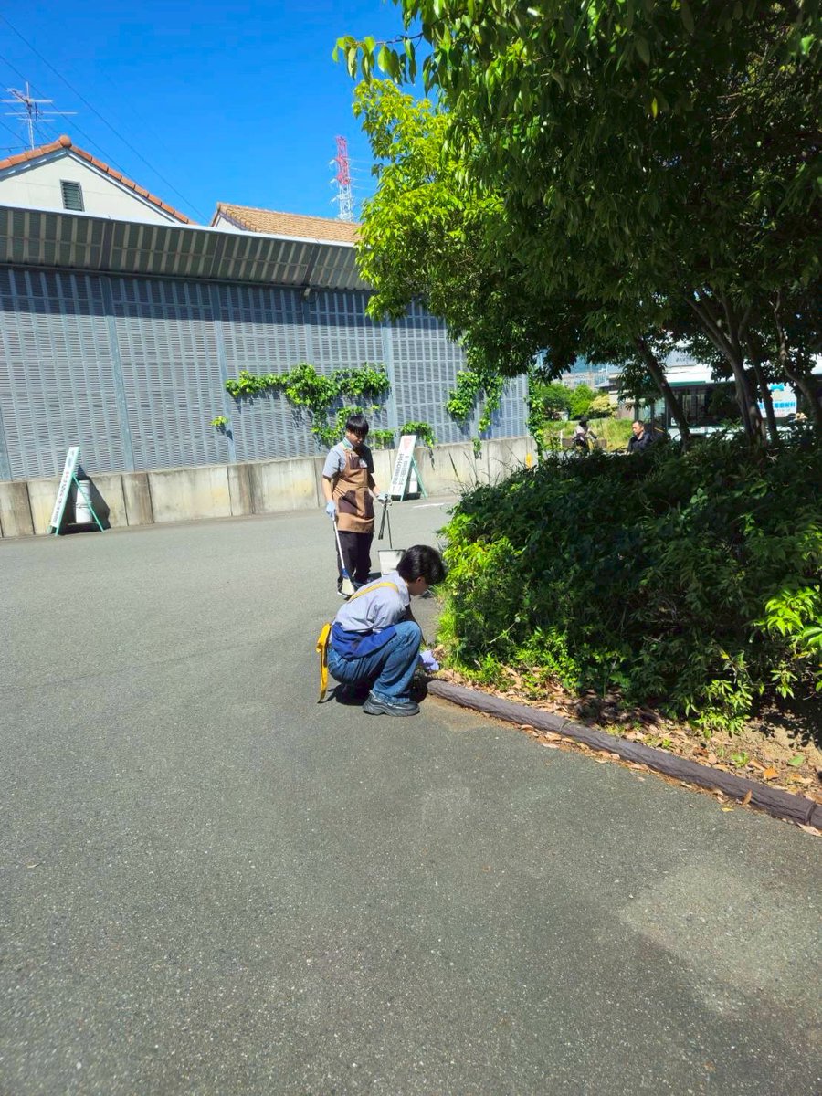 itami_hardoff's tweet photo. 本日、5月30日(ゴミゼロの日)🗑️👋

お店の開店前に地域の清掃活動を実施いたしました！
ご来店お待ちしております‼️

#ハードオフごみゼロの日地域貢献 https://t.co/BRGVrhXWgY