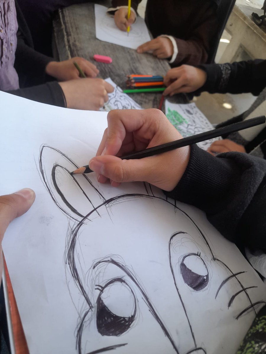 HandsUpProject's tweet photo. 🐢🐇 The Tortoise and the Hare with Miss Wafaa and her students! ✨📚

A fun and engaging storytelling session where students explored the classic tale of determination, patience, and perseverance. 💛 https://t.co/OniJlYPNpN