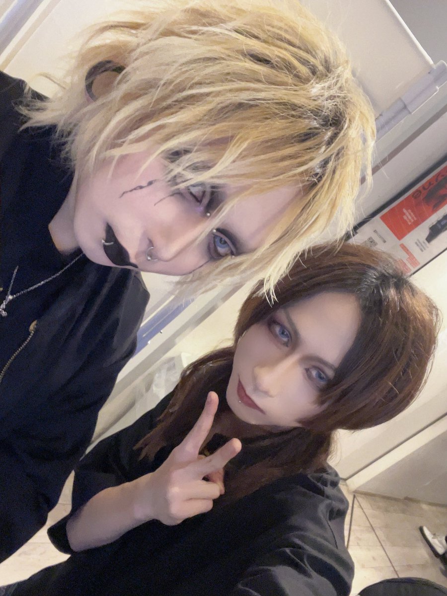 room201_Hiroto's tweet photo. 愛すべきドラム小僧👶
またこいつのドラムが見れると思うとゾクゾクします。。
体に気をつけて頑張るんだぞ！！！ https://t.co/pNp6jqsJct