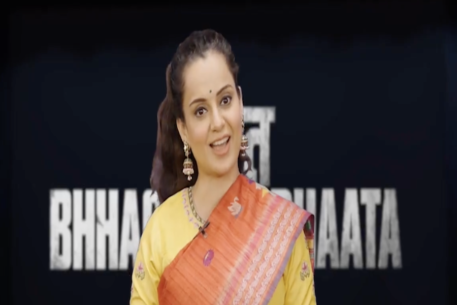 Bollywood Helpline tweet media