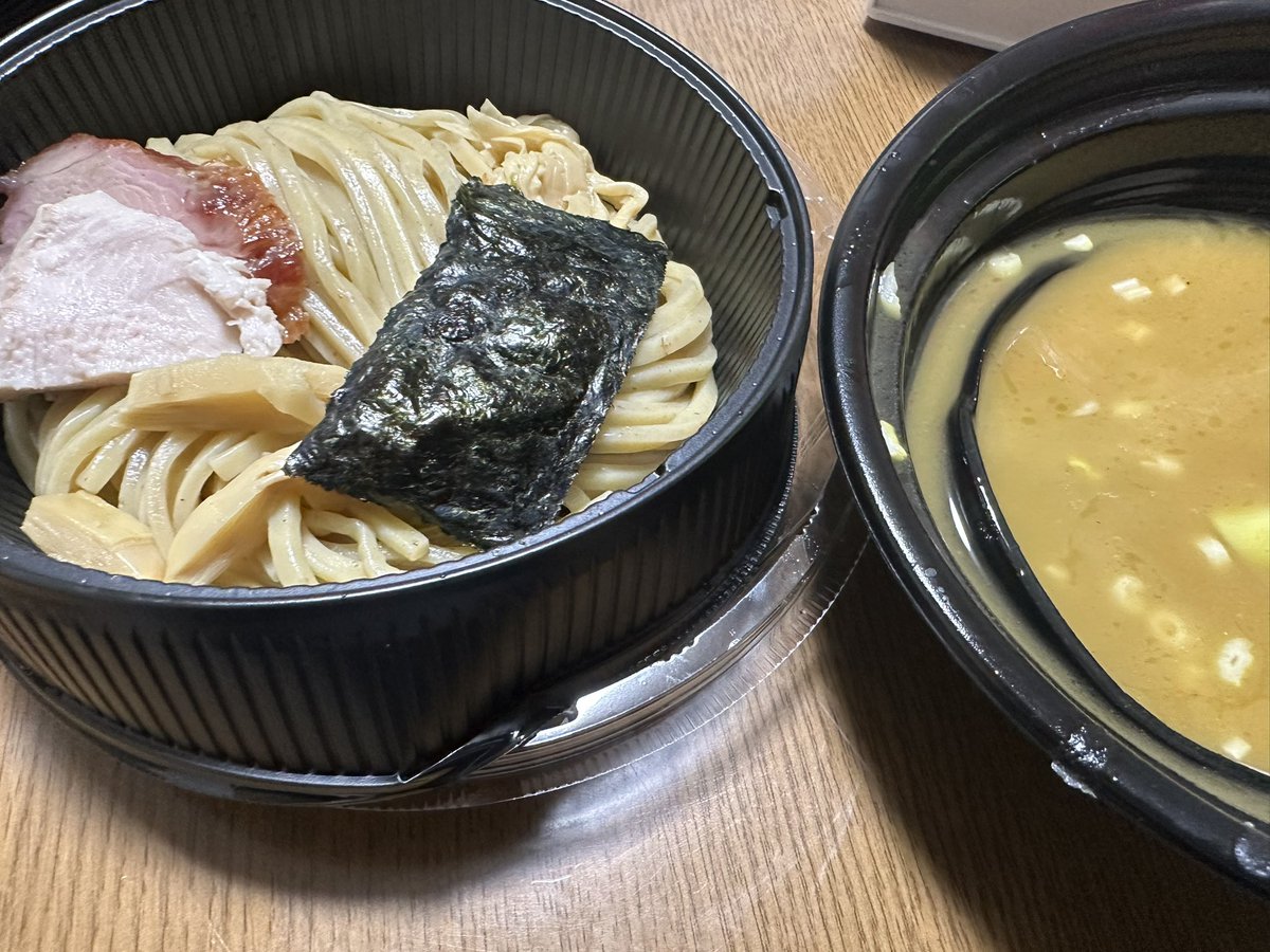 葉月 tweet media