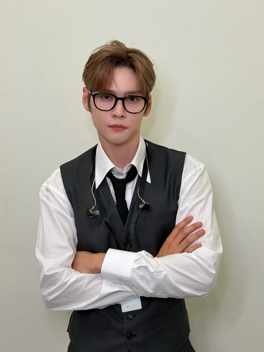 돌랑 tweet media
