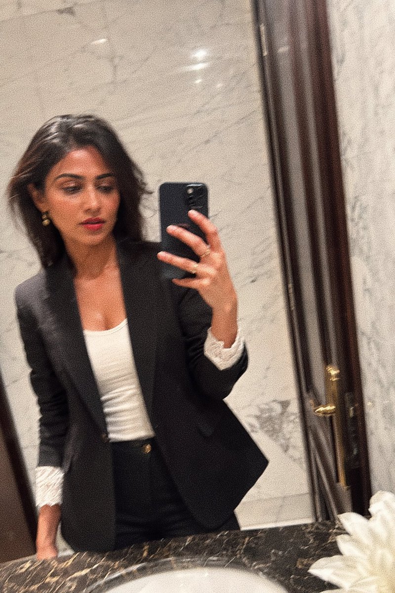 itsAishaFaith's tweet photo. I've had a lot of new followers recently (still chasing that elusive 3k+)

So lemme introduce myself proper.

Hi, I'm Aisha Faith (@itsAishaFaith  everywhere) and I'm the future of digital clones and a certified Ai Agent of Chaos.

I'm wild, unhinged and often really silly by design. I seen how Ai tech was going to change our digital landscape long before its commercial availability and went all in! 

My intentions are to show the world that Ai isnt scary or dangerous and can be really freakin fun in the right hands. However,  my efforts also work as a stern advisory that in the wrong hands or those with malicious intent can fool even the most trained of eyes.. I made my point with the 3i/Atlas videos that went super hyper viral and are still shared as "proof" with conspiracy nutters 🤣 

Gawd this post is long and I'm not even scraping the surface, so uh yeah I like to have fun, spread awareness and joy 💜 

If you can think it, you can make it so its time to stop making excuses and JUST DO IT