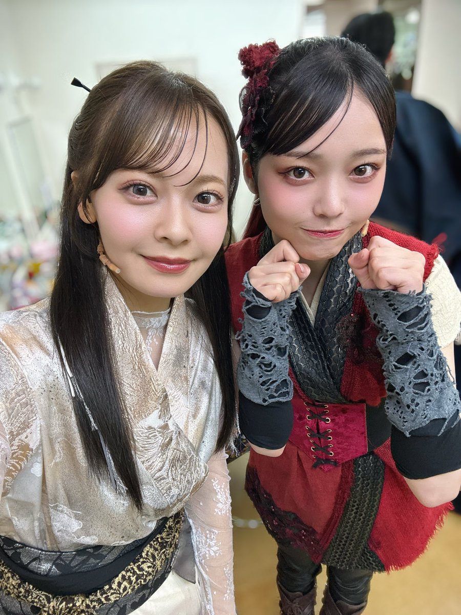 ami_15chans's tweet photo. #紅哭 4日目
2公演ありがとうございました !

早いもので東京公演千秋楽 ⚔️

見に来て下さる関係者の皆さん
そしてファンの皆さんに殺陣を褒めてもらえて
とってもうれしい ! 🙂‍↕️✨

しっかりお風呂入って寝て、食べます🍚 https://t.co/ycYw3x2j3B