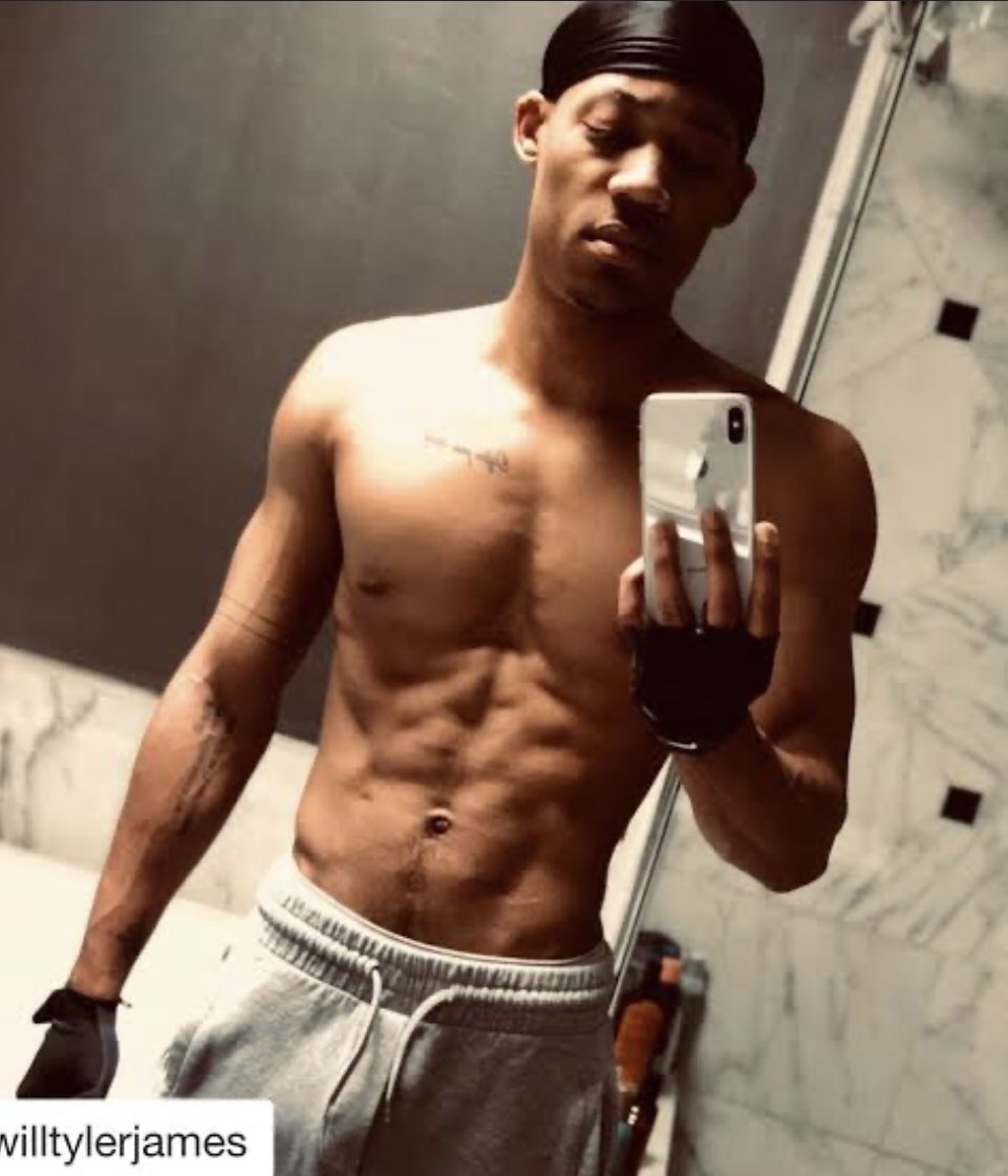 Apollop207's tweet photo. When did Tyler Williams get so hot? https://t.co/Hr809DZhCW